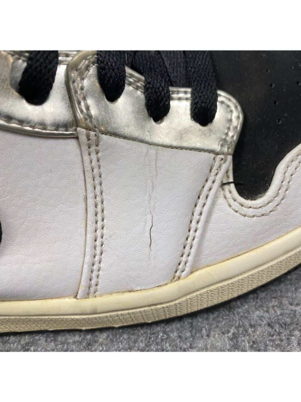 Jordan 1 Mid Sneakers Mens 12 Alternate Think 16 White Black Silver 554724-121 - Picture 14 of 16